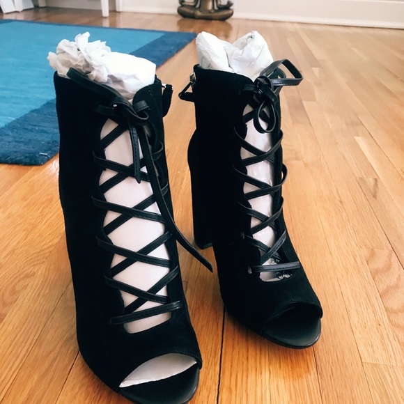 Sam Edelman ankle lace up yvie bootie NWT - Picture 4 of 8